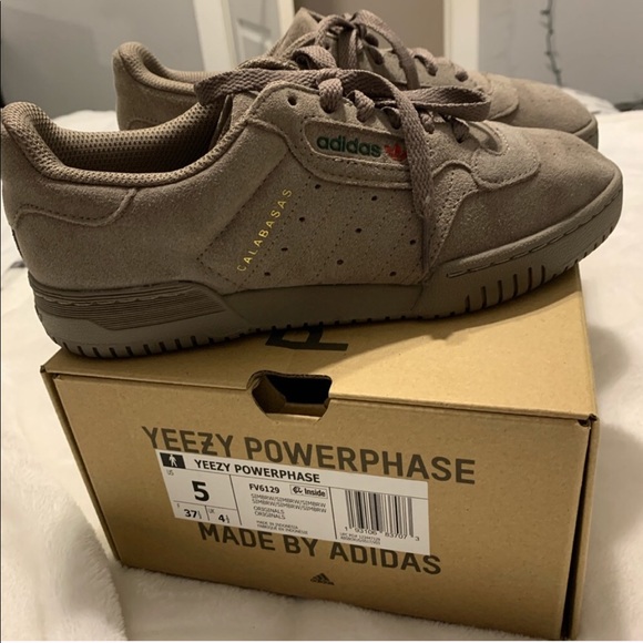 yeezy powerphase size guide